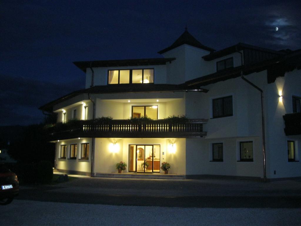 Pension Schloemmer Sankt Gilgen Extérieur photo