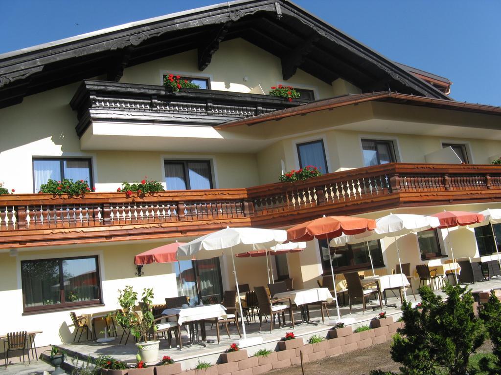 Pension Schloemmer Sankt Gilgen Extérieur photo